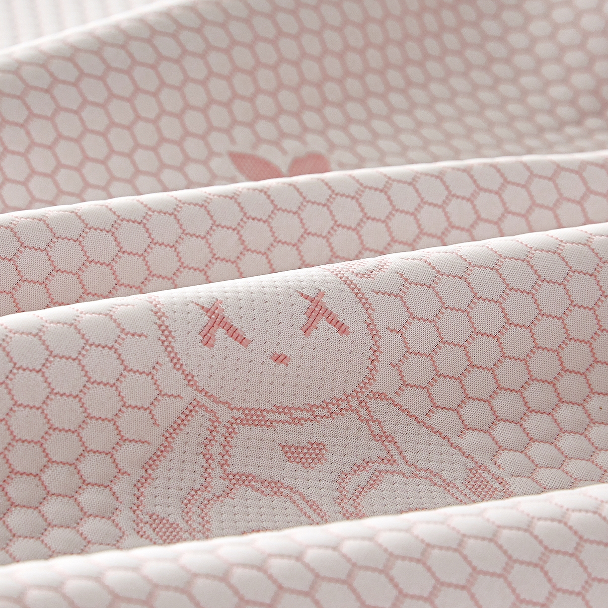 91家纺网 家纺一手货源 找家纺 家品罗兰 2026新款夏季A类冰豆豆凉席冰丝凉席家用双人冰丝席床单可机洗水洗单人学生宿舍夏天空调软席三件套大床 抱抱熊-粉