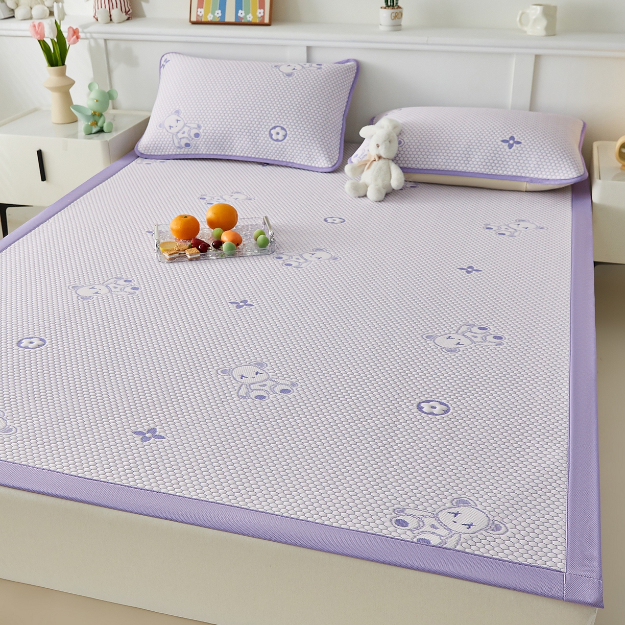 91家纺网 家纺一手货源 找家纺 家品罗兰 2026新款夏季A类冰豆豆凉席冰丝凉席家用双人冰丝席床单可机洗水洗单人学生宿舍夏天空调软席三件套大床 抱抱熊-紫