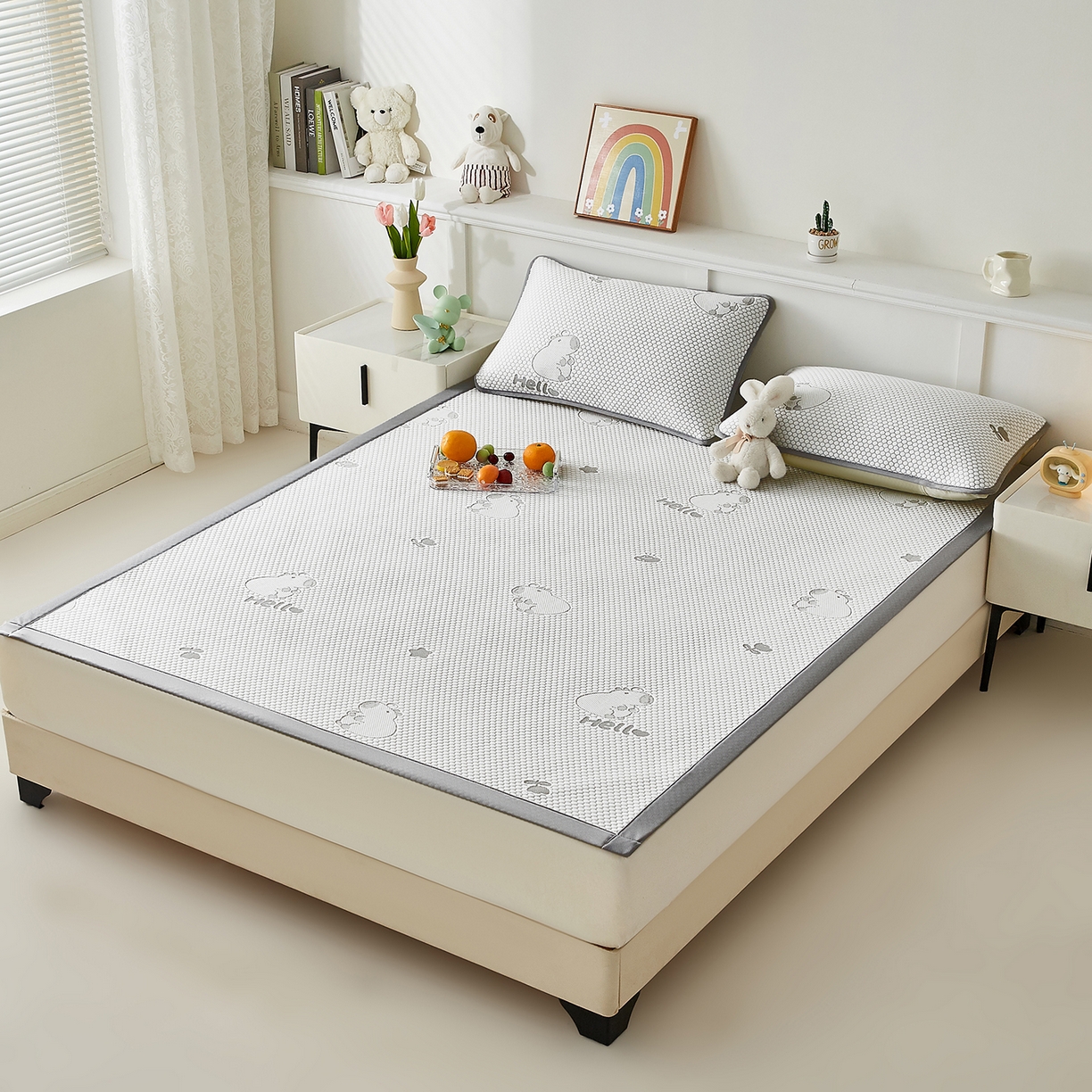 91家纺网 家纺一手货源 找家纺 家品罗兰 2026新款夏季A类冰豆豆凉席冰丝凉席家用双人冰丝席床单可机洗水洗单人学生宿舍夏天空调软席三件套大床 卡皮巴拉-灰