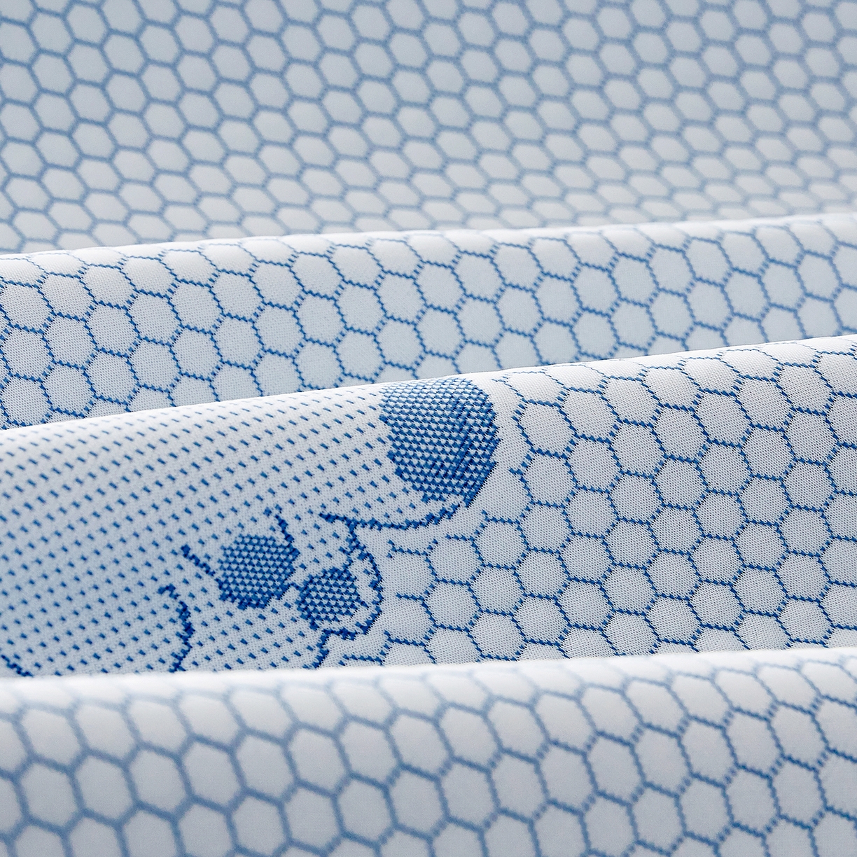 91家纺网 家纺一手货源 找家纺 家品罗兰 2026新款夏季A类冰豆豆凉席冰丝凉席家用双人冰丝席床单可机洗水洗单人学生宿舍夏天空调软席三件套大床 卡皮巴拉-蓝