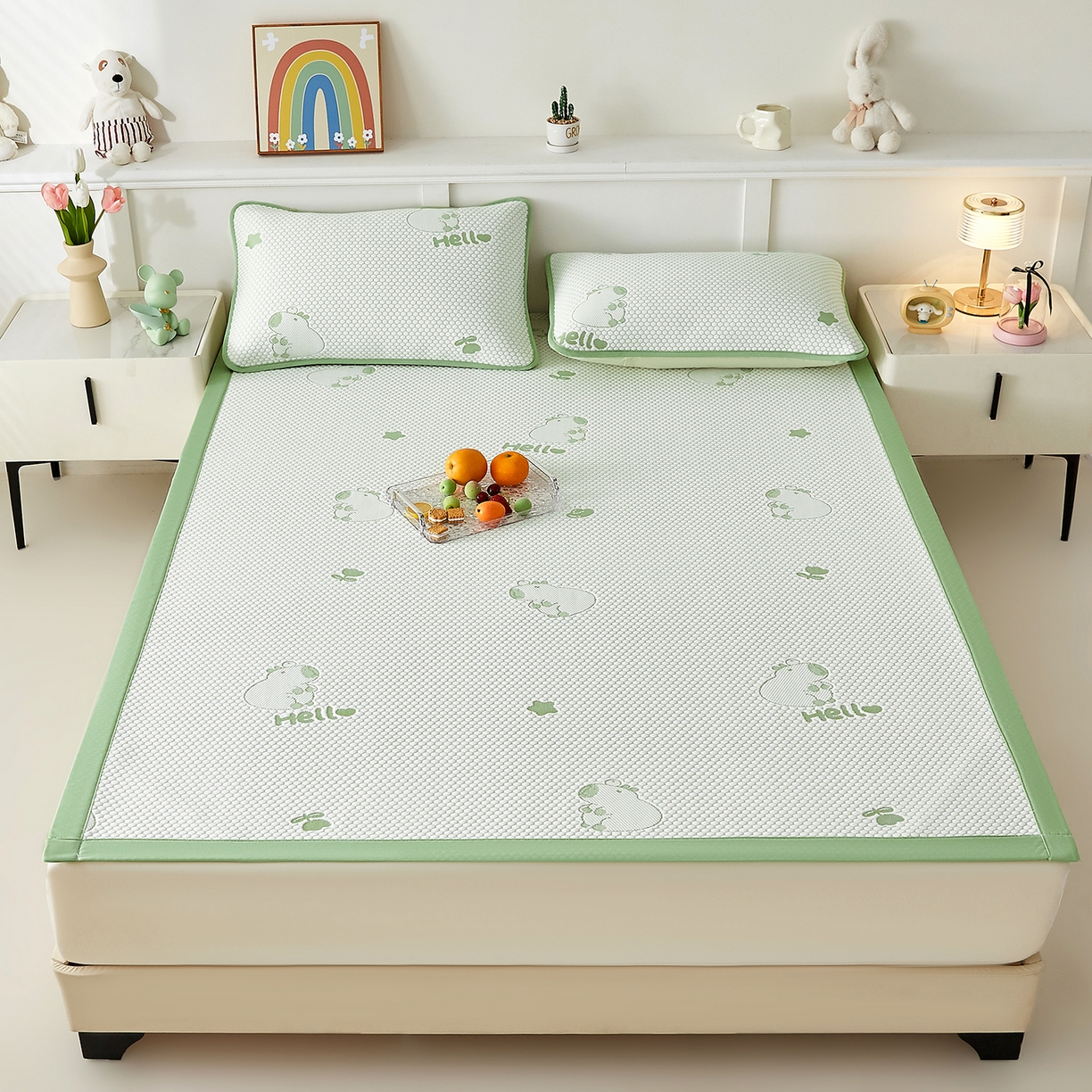 91家纺网 家纺一手货源 找家纺 家品罗兰 2026新款夏季A类冰豆豆凉席冰丝凉席家用双人冰丝席床单可机洗水洗单人学生宿舍夏天空调软席三件套大床 卡皮巴拉-绿