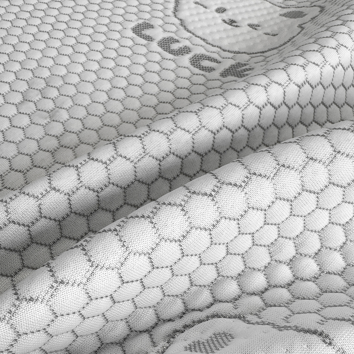 91家纺网 家纺一手货源 找家纺 家品罗兰 2026新款夏季A类冰豆豆凉席冰丝凉席家用双人冰丝席床单可机洗水洗单人学生宿舍夏天空调软席三件套大床 小冰熊-灰