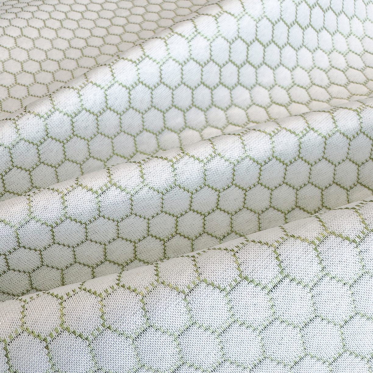 91家纺网 家纺一手货源 找家纺 家品罗兰 2026新款夏季A类冰豆豆凉席冰丝凉席家用双人冰丝席床单可机洗水洗单人学生宿舍夏天空调软席三件套大床 小冰熊-绿