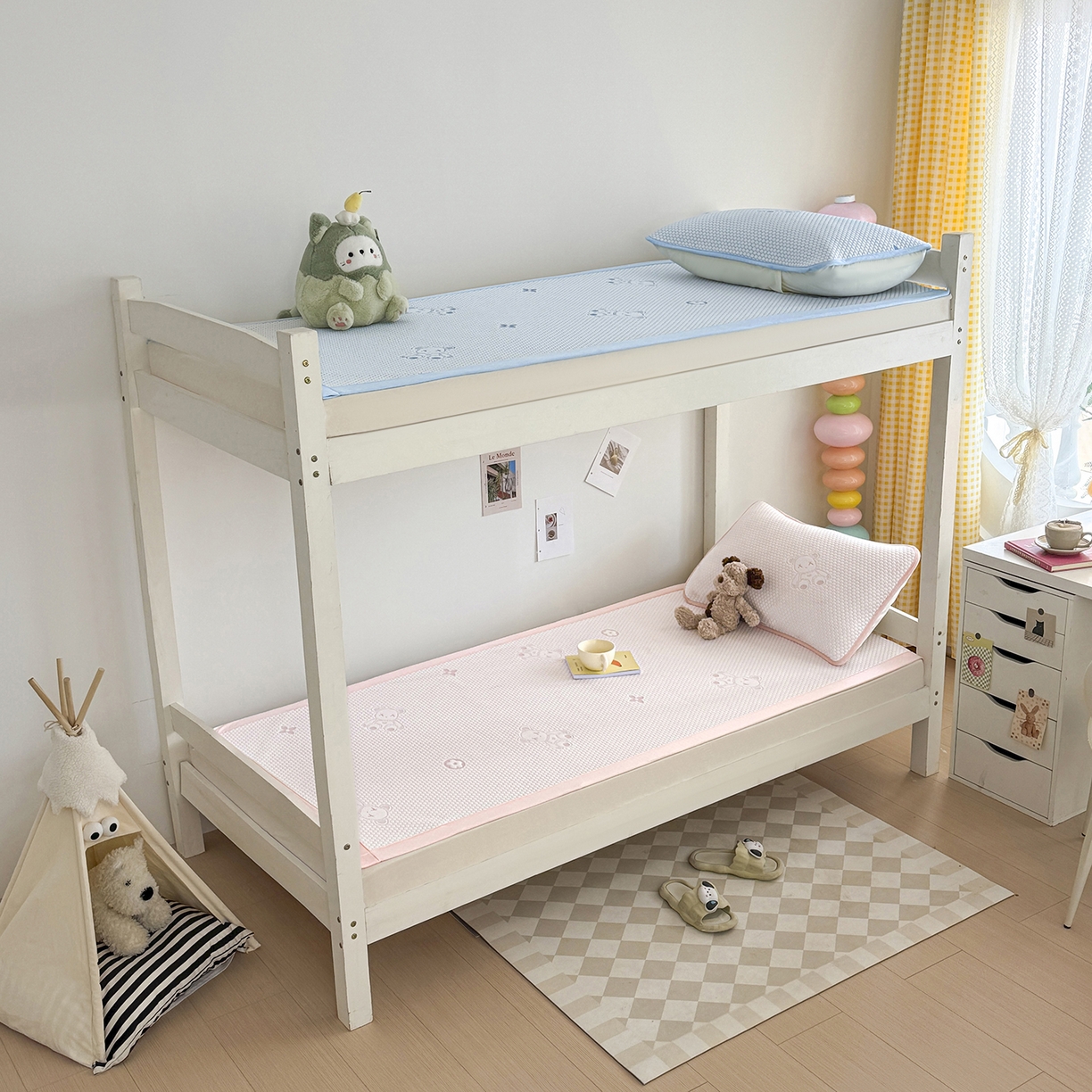 91家纺网 家纺一手货源 找家纺 （总）家品罗兰 2026新款夏季A类冰豆豆凉席冰丝凉席家用双人冰丝席床单可机洗水洗单人学生宿舍夏天空调席三件套学生床