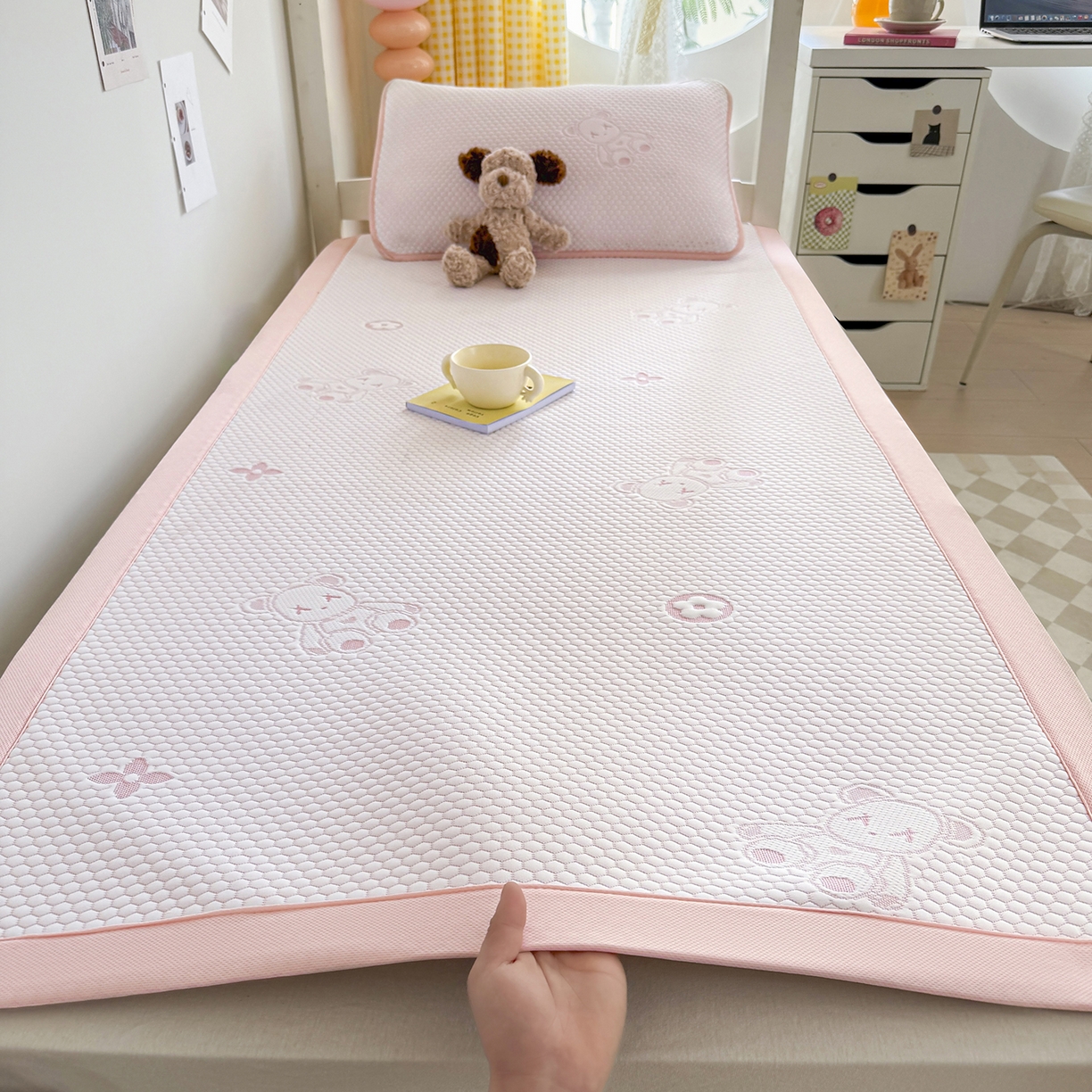 91家纺网 家纺一手货源 找家纺 （总）家品罗兰 2026新款夏季A类冰豆豆凉席冰丝凉席家用双人冰丝席床单可机洗水洗单人学生宿舍夏天空调席三件套学生床