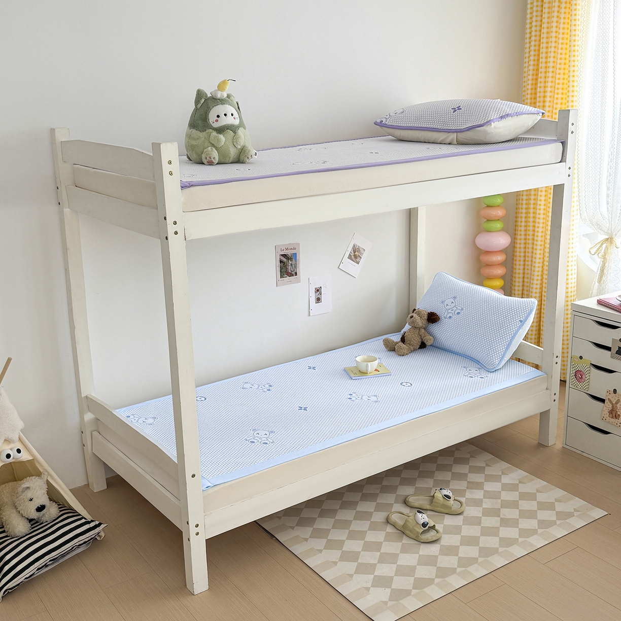 91家纺网 家纺一手货源 找家纺 家品罗兰 2026新款夏季A类冰豆豆凉席冰丝凉席家用双人冰丝席床单可机洗水洗单人学生宿舍夏天空调席三件套学生床 抱抱熊-蓝