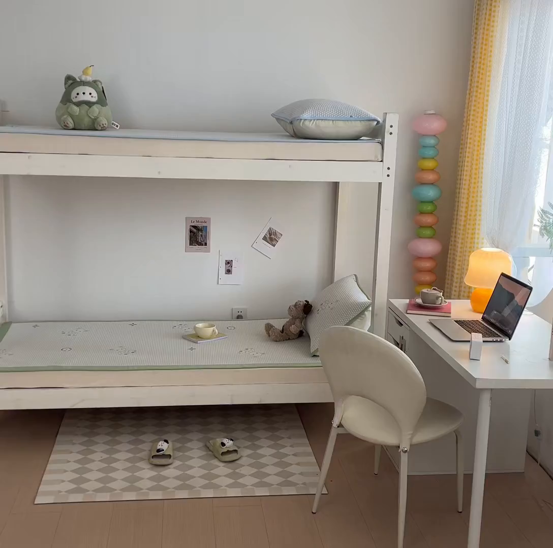 91家纺网 家纺一手货源 找家纺 家品罗兰 2026新款夏季A类冰豆豆凉席冰丝凉席家用双人冰丝席床单可机洗水洗单人学生宿舍夏天空调席三件套学生床 抱抱熊-绿