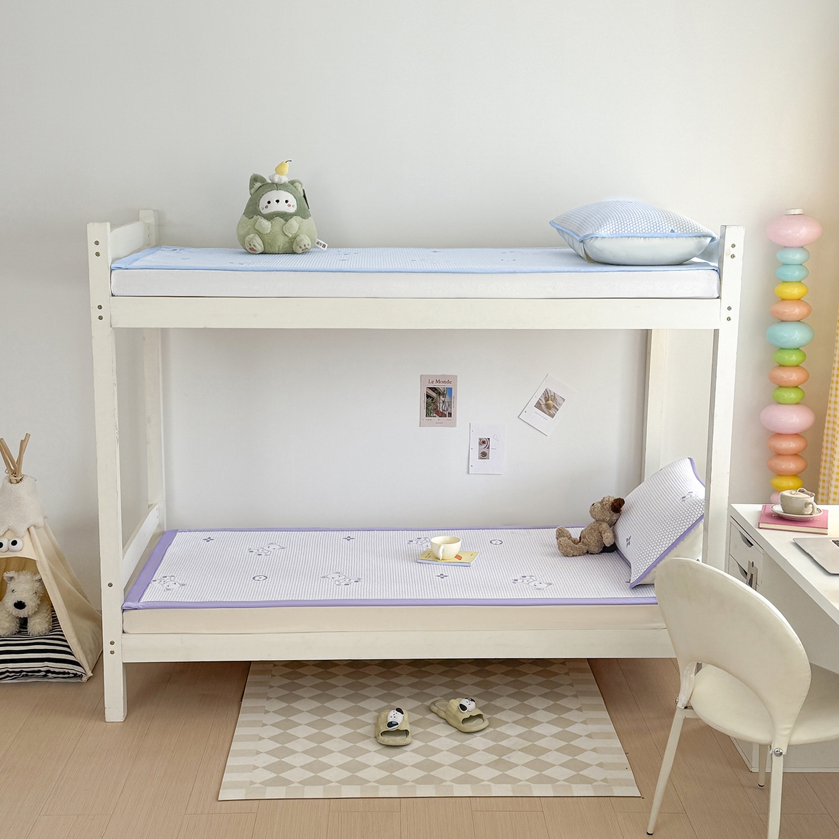 91家纺网 家纺一手货源 找家纺 家品罗兰 2026新款夏季A类冰豆豆凉席冰丝凉席家用双人冰丝席床单可机洗水洗单人学生宿舍夏天空调席三件套学生床 抱抱熊-紫