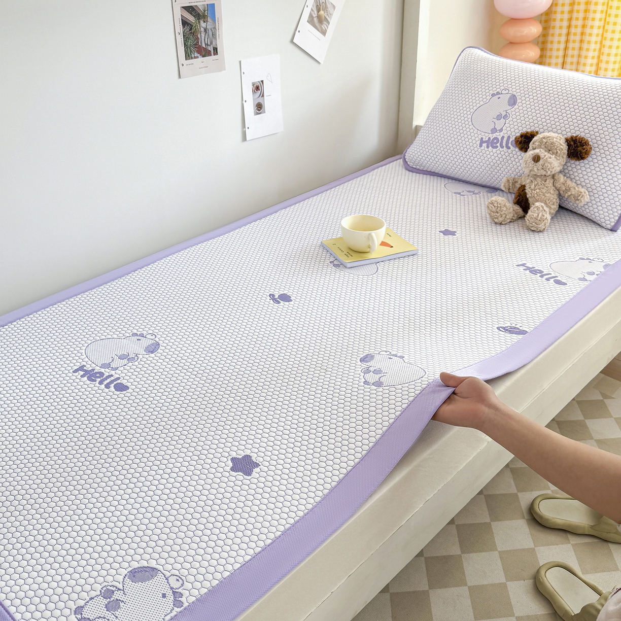 91家纺网 家纺一手货源 找家纺 家品罗兰 2026新款夏季A类冰豆豆凉席冰丝凉席家用双人冰丝席床单可机洗水洗单人学生宿舍夏天空调席三件套学生床 卡皮巴拉-紫