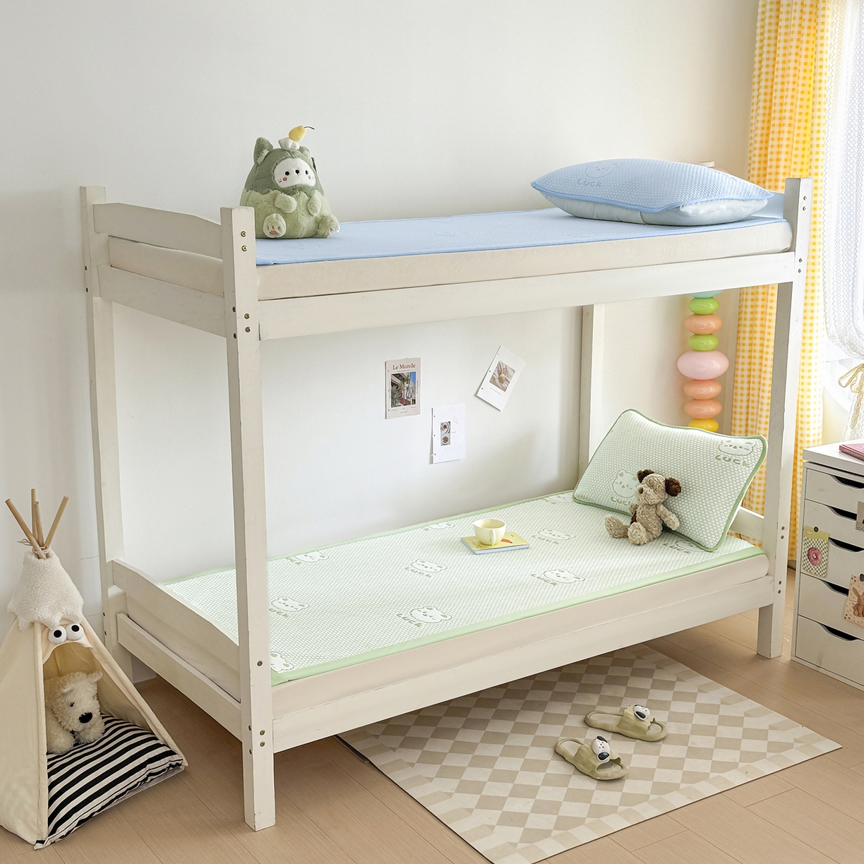 91家纺网 家纺一手货源 找家纺 家品罗兰 2026新款夏季A类冰豆豆凉席冰丝凉席家用双人冰丝席床单可机洗水洗单人学生宿舍夏天空调席三件套学生床 小冰熊-绿