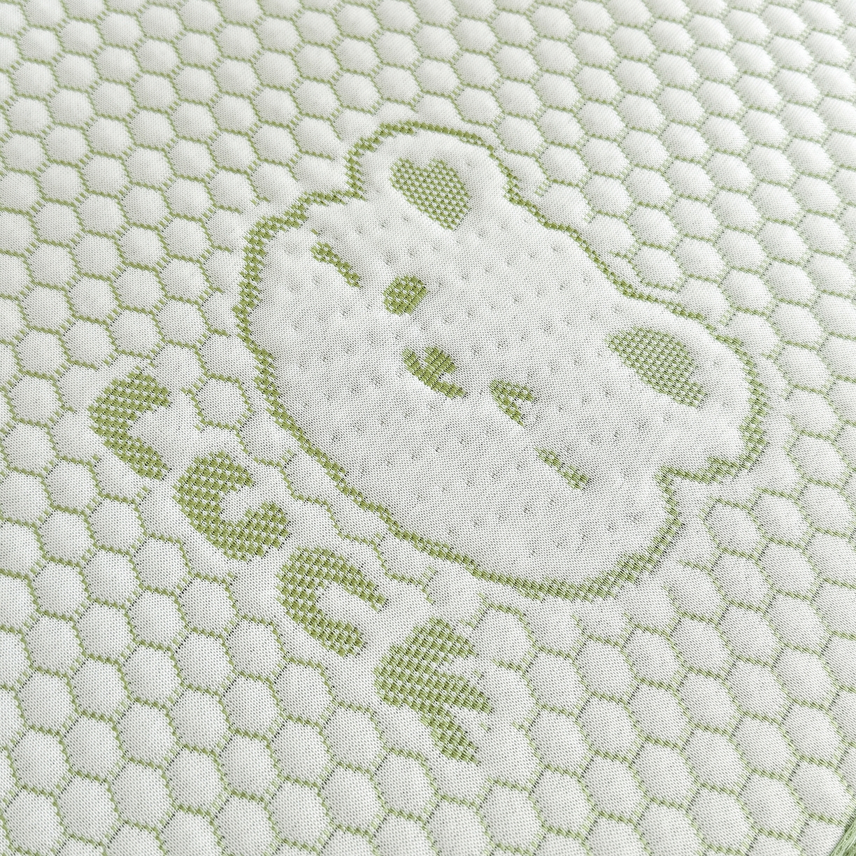 91家纺网 家纺一手货源 找家纺 家品罗兰 2026新款夏季A类冰豆豆凉席冰丝凉席家用双人冰丝席床单可机洗水洗单人学生宿舍夏天空调席三件套学生床 小冰熊-绿