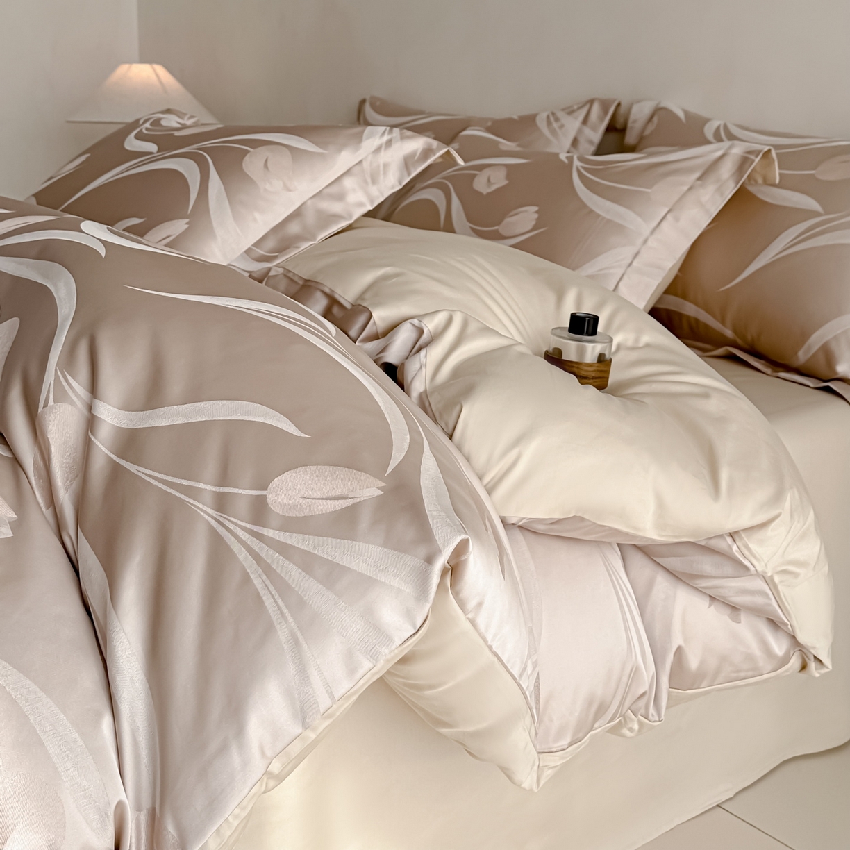 91家纺网 家纺一手货源 找家纺 慕晨 2026新款全棉纯棉文艺质感高级提花高精密四件套高端纯棉4件套直播热款 简娅