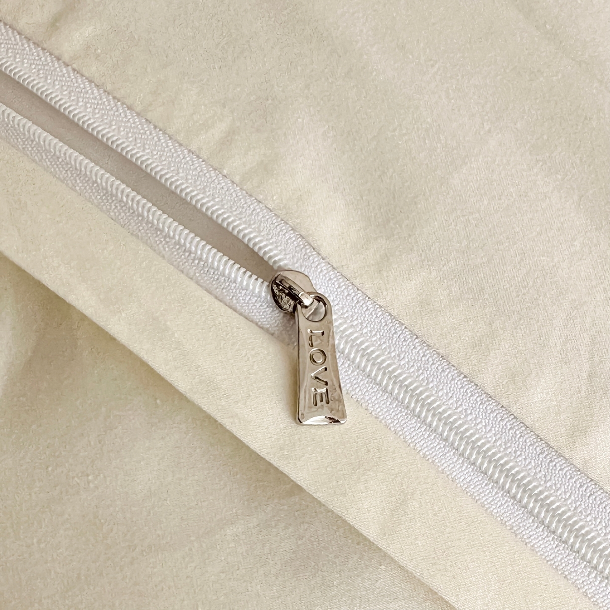 91家纺网 家纺一手货源 找家纺 慕晨 2026新款全棉纯棉文艺质感高级提花高精密四件套高端纯棉4件套直播热款 柔美-白