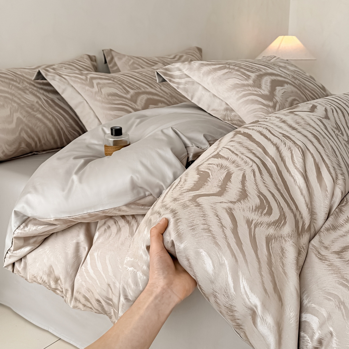 91家纺网 家纺一手货源 找家纺 慕晨 2026新款全棉纯棉文艺质感高级提花高精密四件套高端纯棉4件套直播热款 班杰瑞