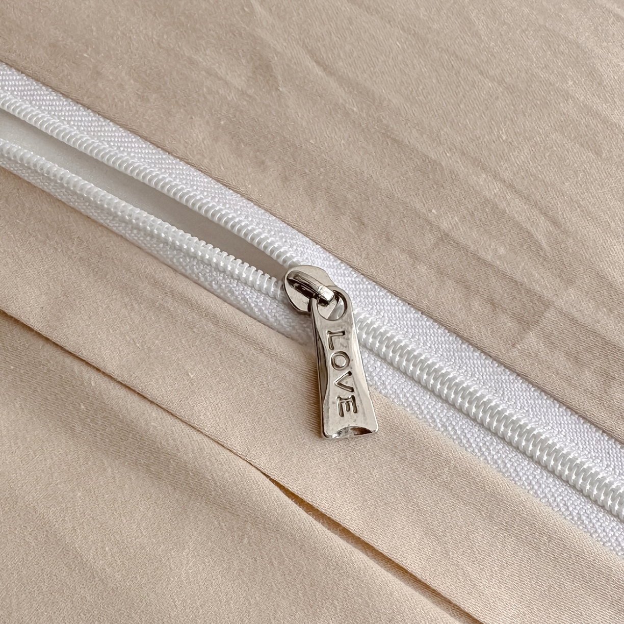 91家纺网 家纺一手货源 找家纺 慕晨 2026新款全棉纯棉文艺质感高级提花高精密四件套高端纯棉4件套直播热款 简娅