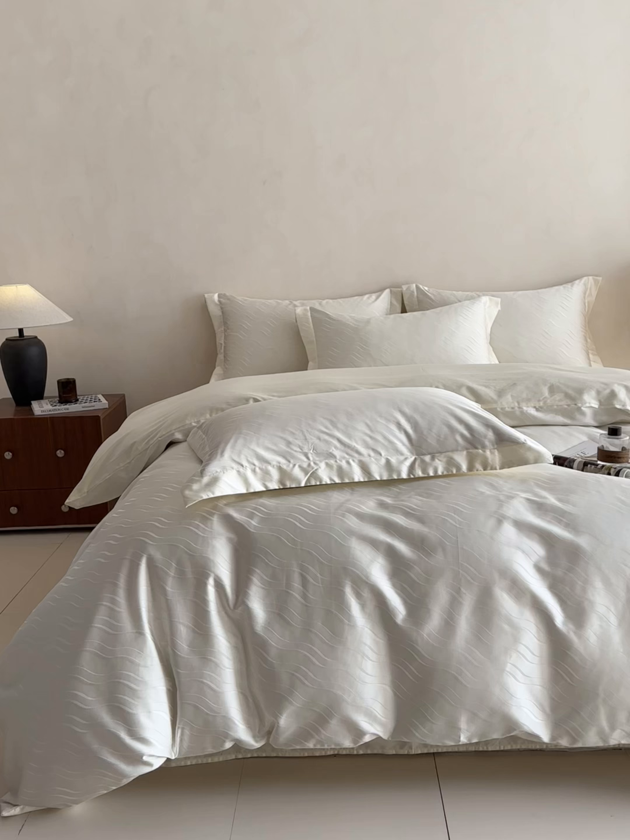 91家纺网 家纺一手货源 找家纺 慕晨 2026新款全棉纯棉文艺质感高级提花高精密四件套高端纯棉4件套直播热款 柔美-白