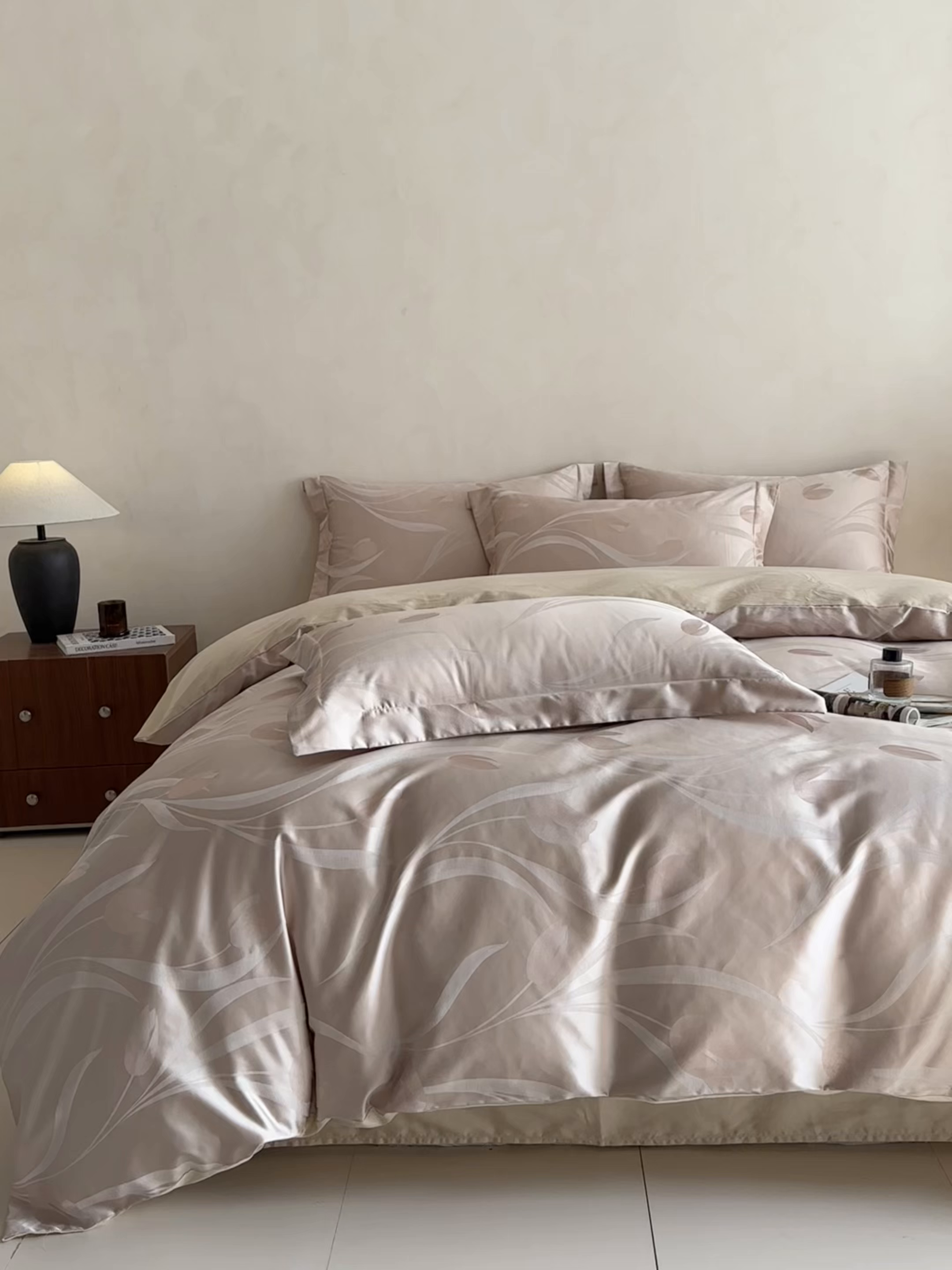 91家纺网 家纺一手货源 找家纺 慕晨 2026新款全棉纯棉文艺质感高级提花高精密四件套高端纯棉4件套直播热款 简娅