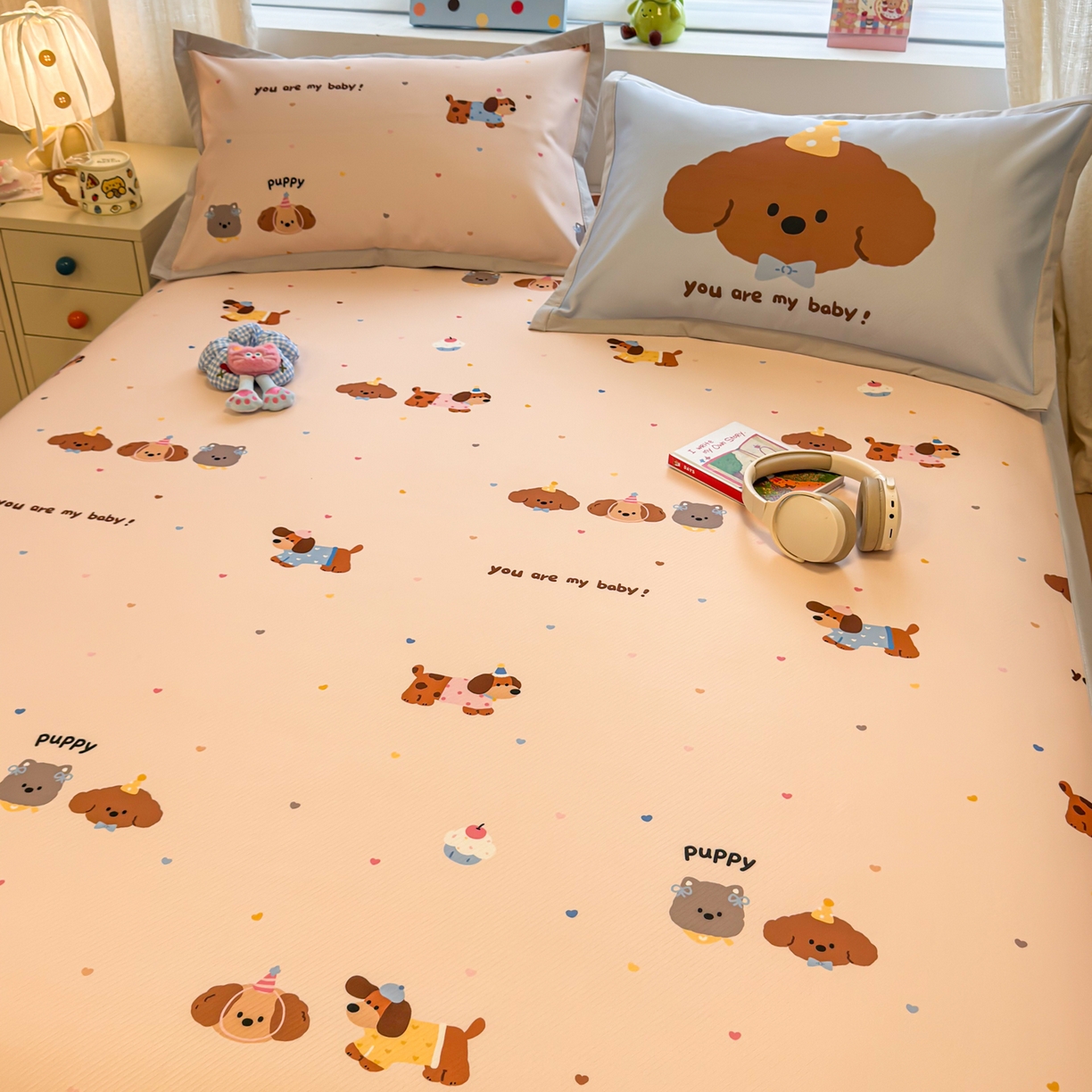 91家纺网 家纺一手货源 找家纺 懒猫家纺 2026春夏新款卡通印花A类凉感冰丝印花凉席席子 彩豆汪汪队