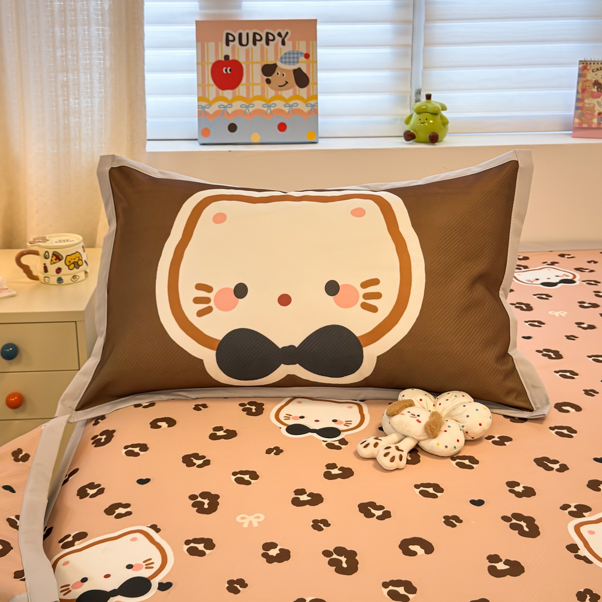 91家纺网 家纺一手货源 找家纺 懒猫家纺 2026春夏新款卡通印花A类凉感冰丝印花凉席席子 咖豹小猫