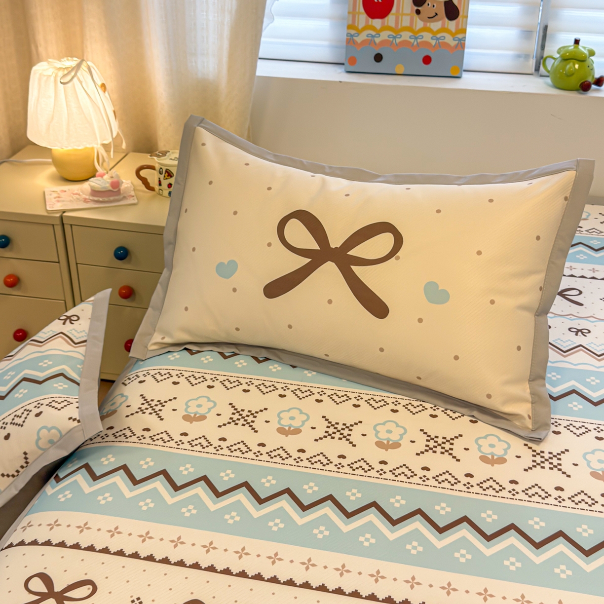 91家纺网 家纺一手货源 找家纺 懒猫家纺 2026春夏新款卡通印花A类凉感冰丝印花凉席席子 费尔岛