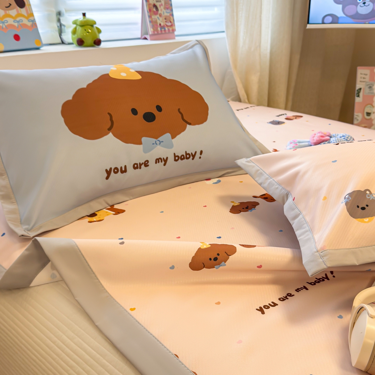 91家纺网 家纺一手货源 找家纺 懒猫家纺 2026春夏新款卡通印花A类凉感冰丝印花凉席席子 彩豆汪汪队