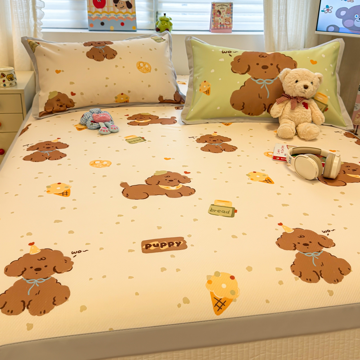 91家纺网 家纺一手货源 找家纺 懒猫家纺 2026春夏新款卡通印花A类凉感冰丝印花凉席席子 冰淇淋小狗