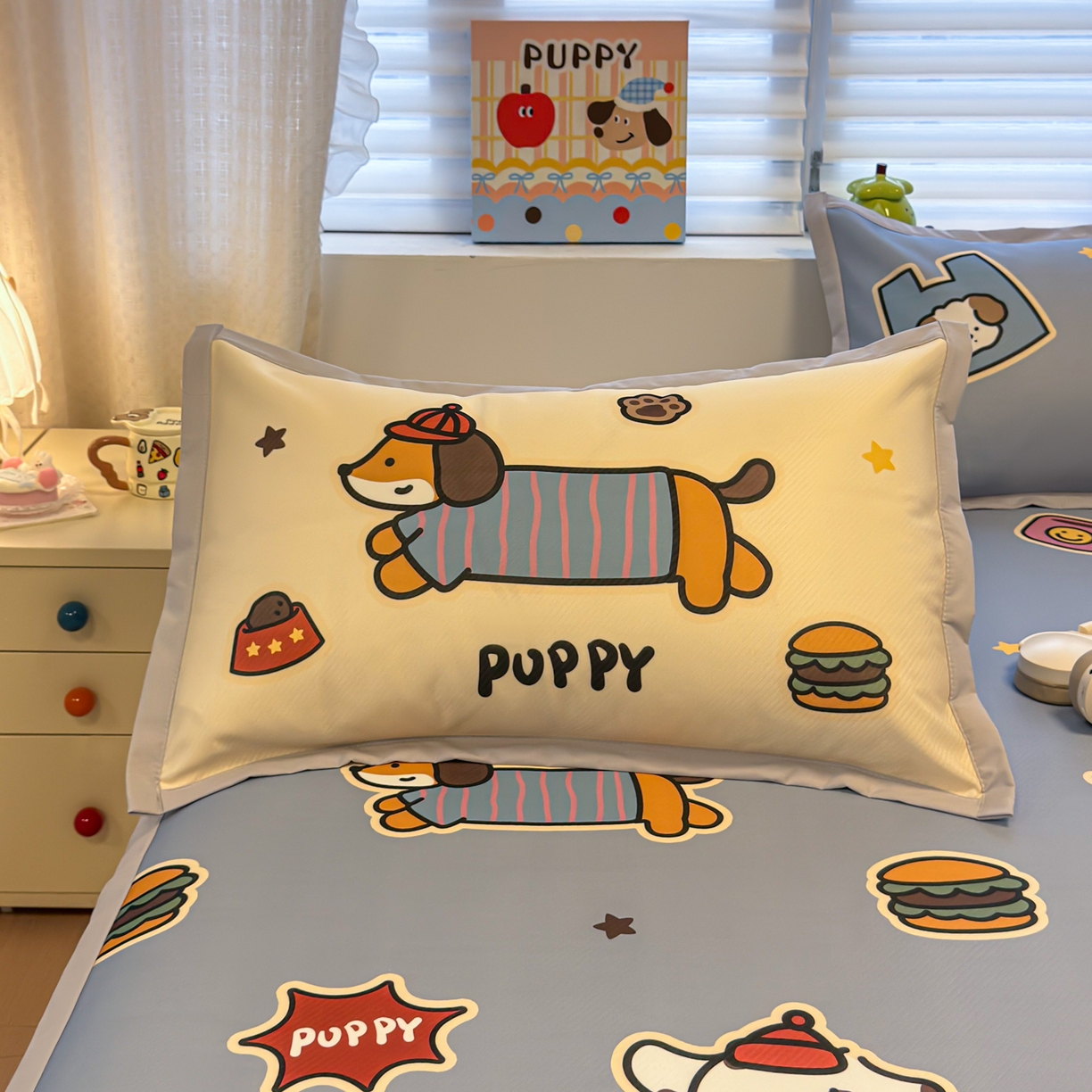 91家纺网 家纺一手货源 找家纺 懒猫家纺 2026春夏新款卡通印花A类凉感冰丝印花凉席席子 酷狗腊肠