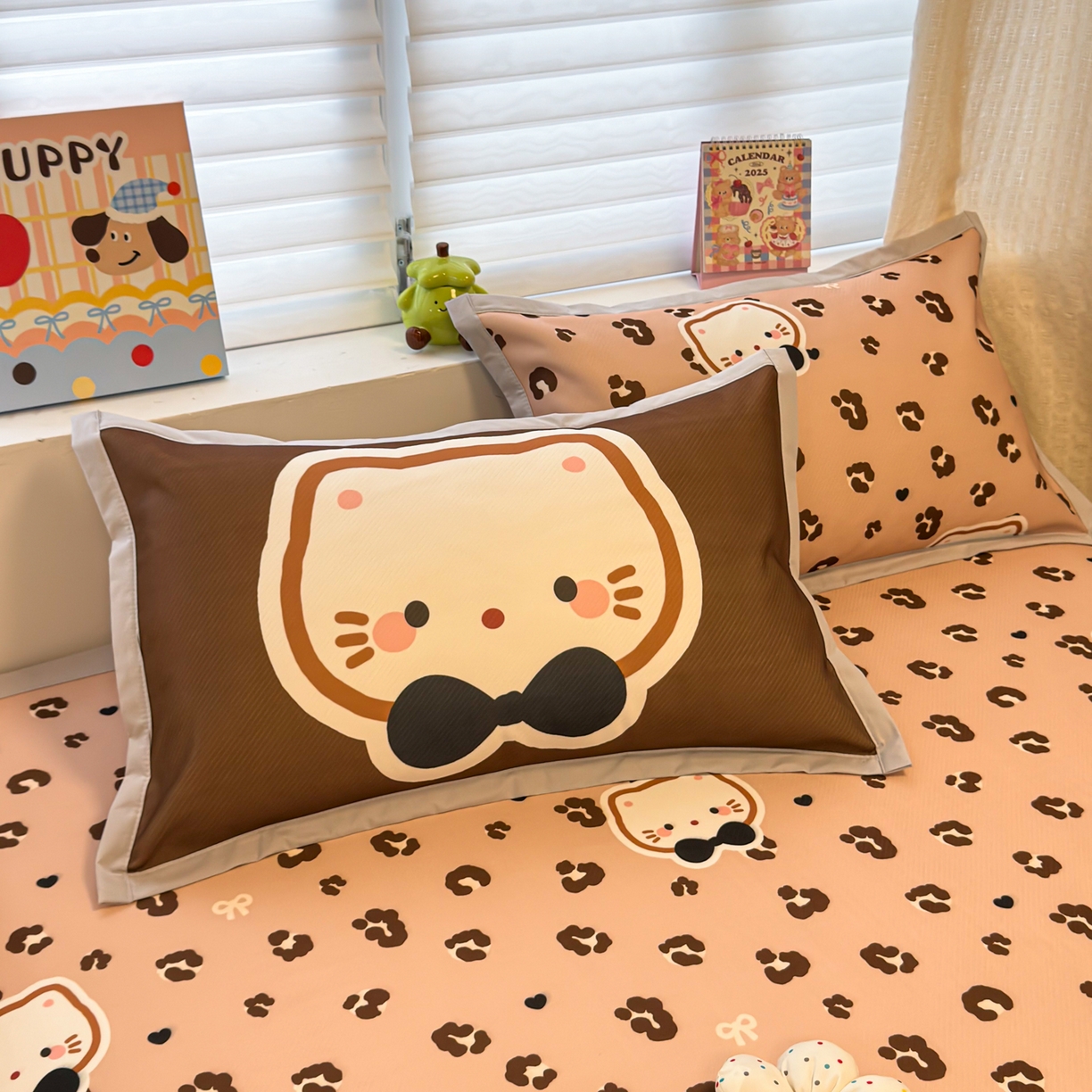 91家纺网 家纺一手货源 找家纺 懒猫家纺 2026春夏新款卡通印花A类凉感冰丝印花凉席席子 咖豹小猫