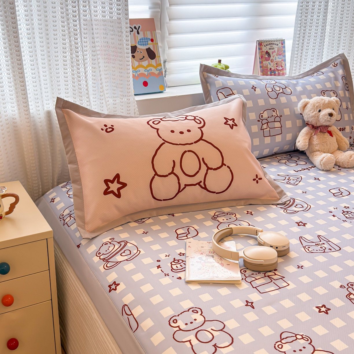 91家纺网 家纺一手货源 找家纺 懒猫家纺 2026春夏新款卡通印花A类凉感冰丝印花凉席席子 礼物小熊