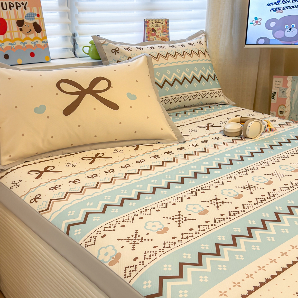 91家纺网 家纺一手货源 找家纺 懒猫家纺 2026春夏新款卡通印花A类凉感冰丝印花凉席席子 费尔岛