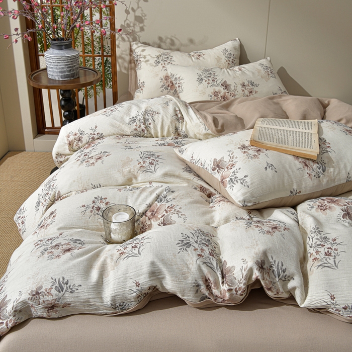 91家纺网 家纺一手货源 找家纺 绘萱家居 2026新款纯棉+麻棉麻全棉印花四件套 粉黛花事