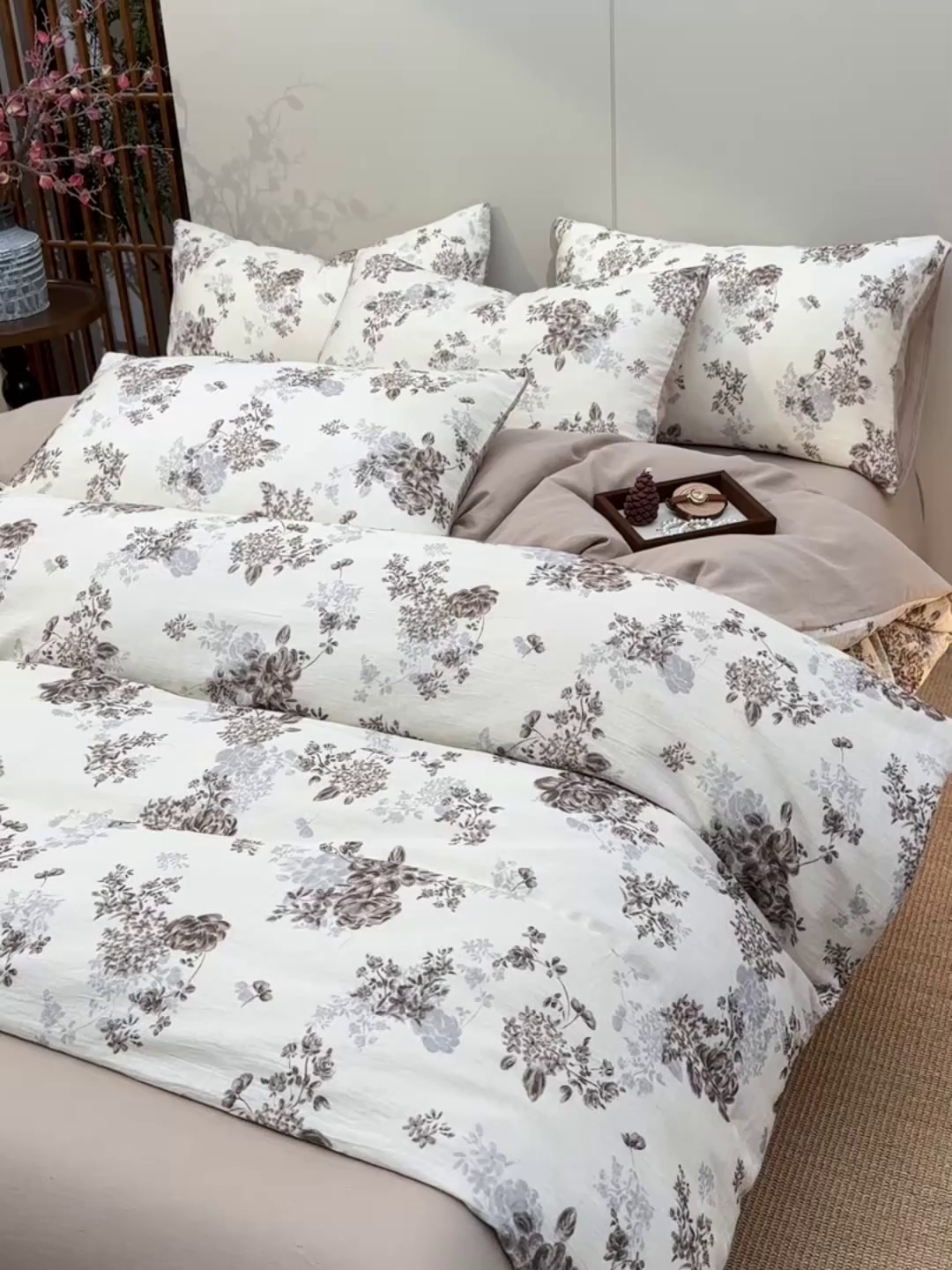 91家纺网 家纺一手货源 找家纺 绘萱家居 2026新款纯棉+麻棉麻全棉印花四件套 洛阳梦回