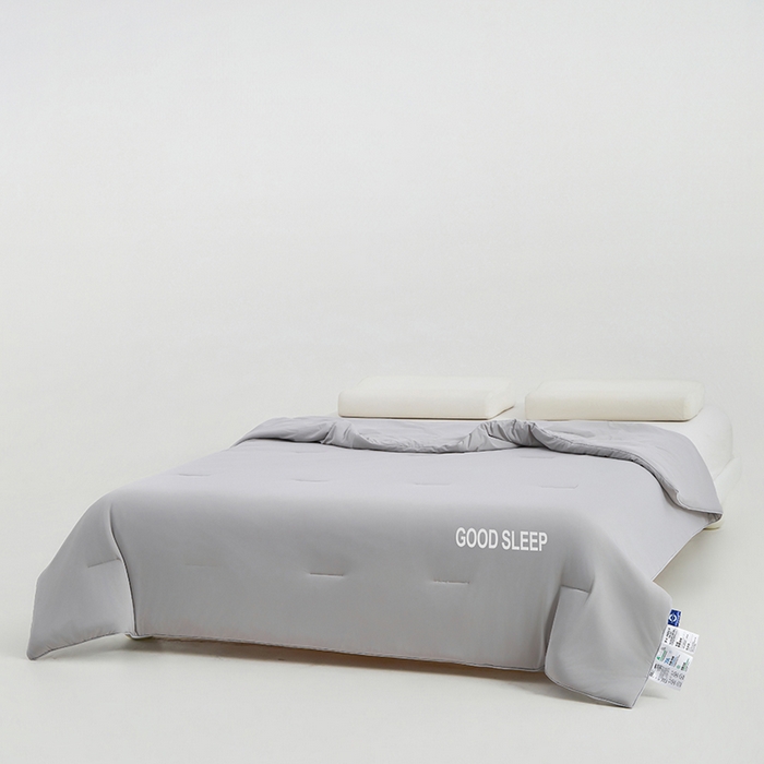 91家纺网 家纺一手货源 找家纺 优雅星家纺 2026新款凉感丝深睡眠夏被空调被夏凉被薄被子被芯某朵同款 灰色