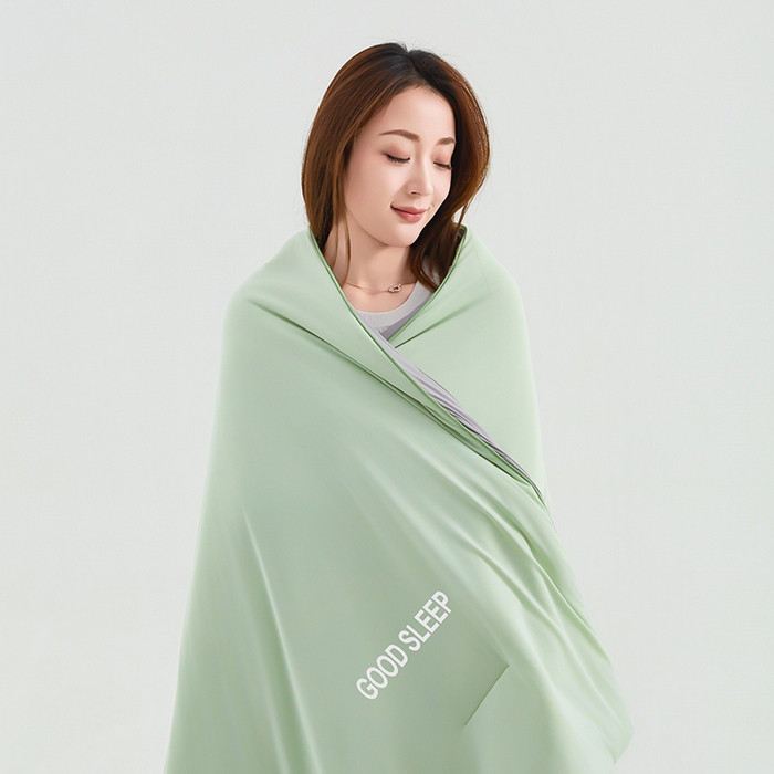 91家纺网 家纺一手货源 找家纺 优雅星家纺 2026新款凉感丝深睡眠夏被空调被夏凉被薄被子被芯某朵同款 苔原绿