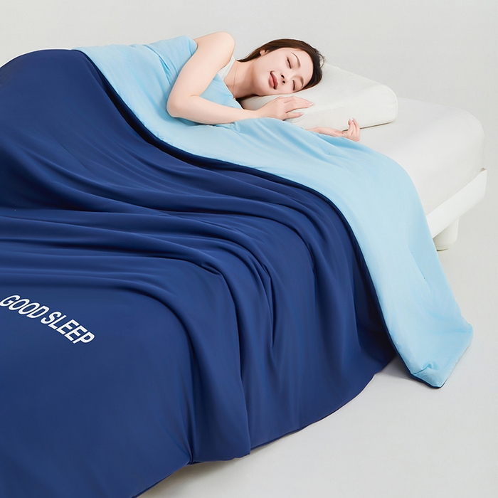 91家纺网 家纺一手货源 找家纺 优雅星家纺 2026新款凉感丝深睡眠夏被空调被夏凉被薄被子被芯某朵同款 深睡蓝