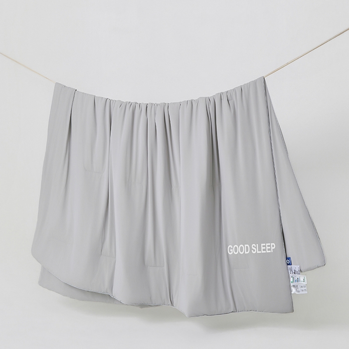 91家纺网 家纺一手货源 找家纺 优雅星家纺 2026新款凉感丝深睡眠夏被空调被夏凉被薄被子被芯某朵同款 灰色