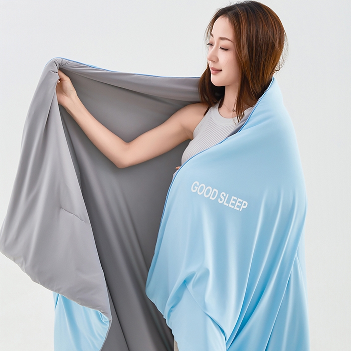 91家纺网 家纺一手货源 找家纺 优雅星家纺 2026新款凉感丝深睡眠夏被空调被夏凉被薄被子被芯某朵同款 青橙蓝