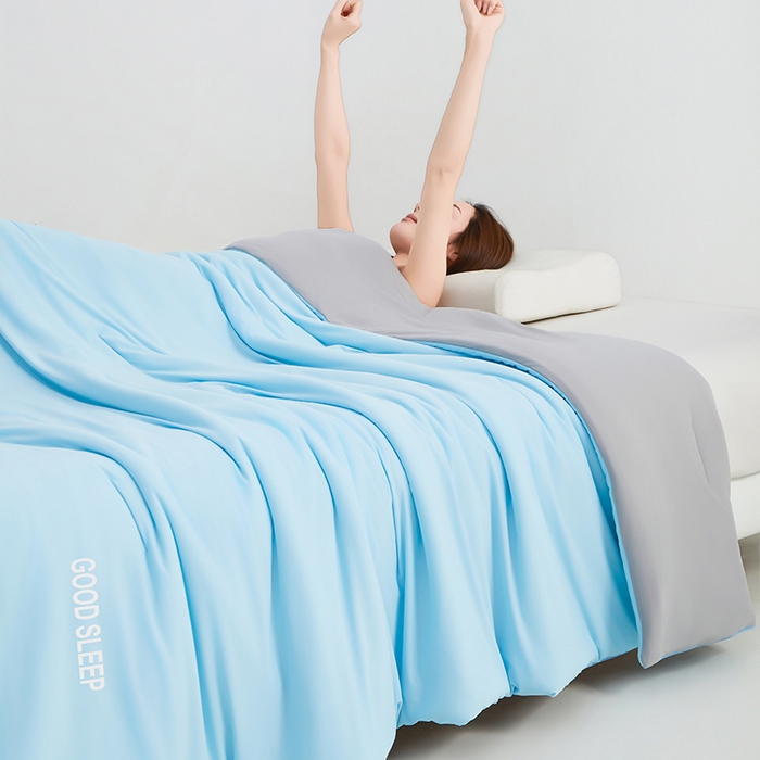 91家纺网 家纺一手货源 找家纺 优雅星家纺 2026新款凉感丝深睡眠夏被空调被夏凉被薄被子被芯某朵同款 青橙蓝