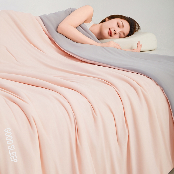 91家纺网 家纺一手货源 找家纺 优雅星家纺 2026新款凉感丝深睡眠夏被空调被夏凉被薄被子被芯某朵同款 柔云粉