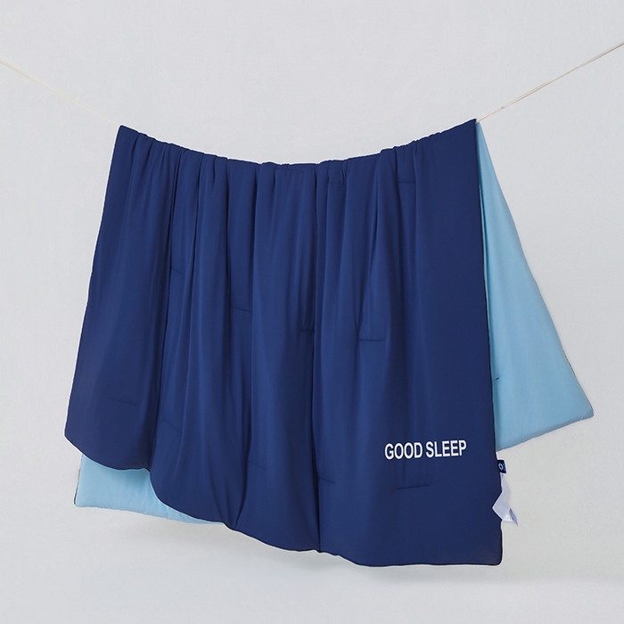 91家纺网 家纺一手货源 找家纺 优雅星家纺 2026新款凉感丝深睡眠夏被空调被夏凉被薄被子被芯某朵同款 深睡蓝