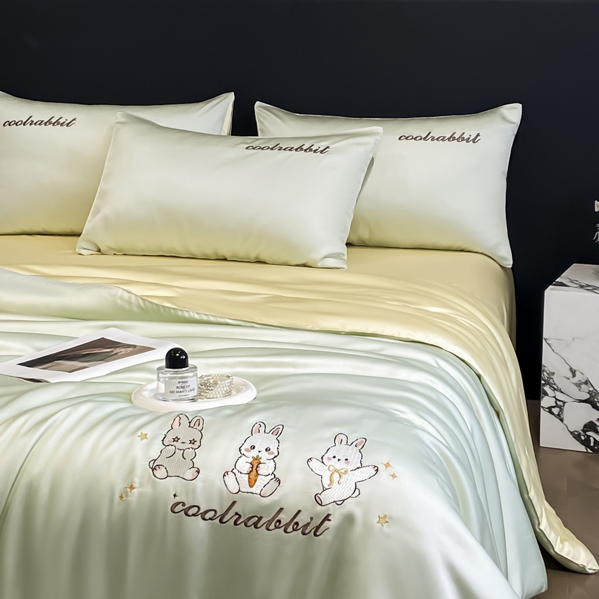 91家纺网 家纺一手货源 找家纺 （总）云棉坊 2026新款水洗真丝冰丝刺绣夏被四件套-卡通款