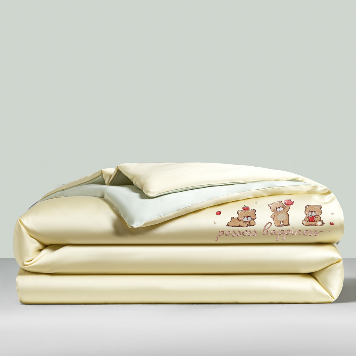 91家纺网 家纺一手货源 找家纺 云棉坊 2026新款水洗真丝冰丝刺绣夏被四件套-卡通款 萌萌熊-奶黄+果绿