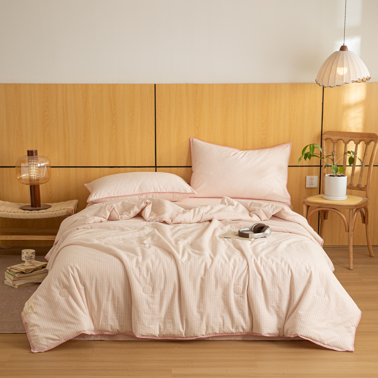 91家纺网 家纺一手货源 找家纺 丽美人家纺 2026新款全棉色织条纹夏被夏凉被空调被 条纹粉