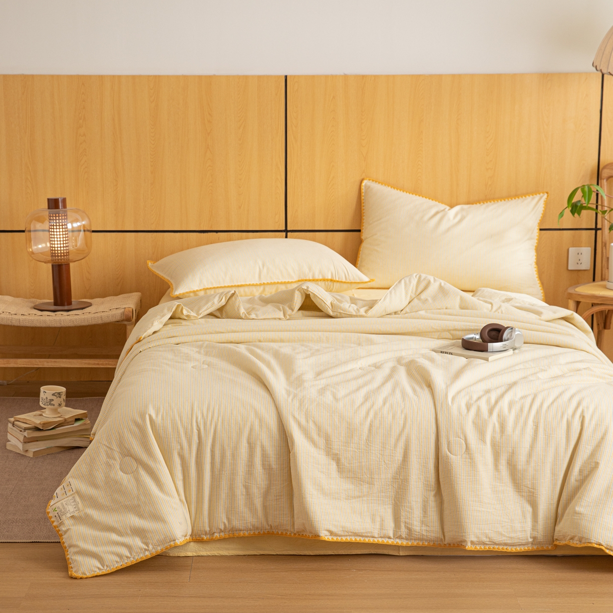 91家纺网 家纺一手货源 找家纺 丽美人家纺 2026新款全棉色织条纹夏被夏凉被空调被 条纹黄