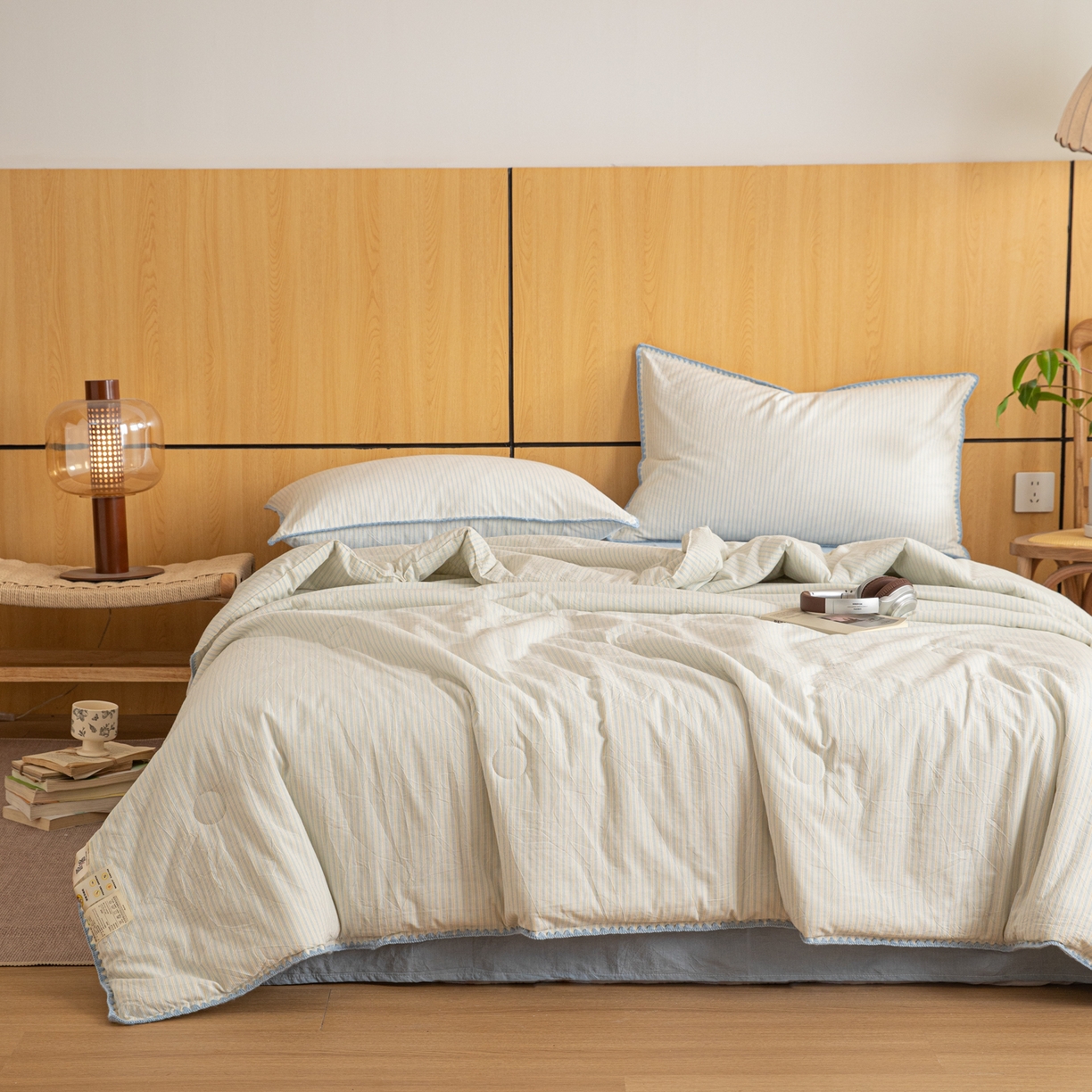 91家纺网 家纺一手货源 找家纺 丽美人家纺 2026新款全棉色织条纹夏被夏凉被空调被 条纹蓝