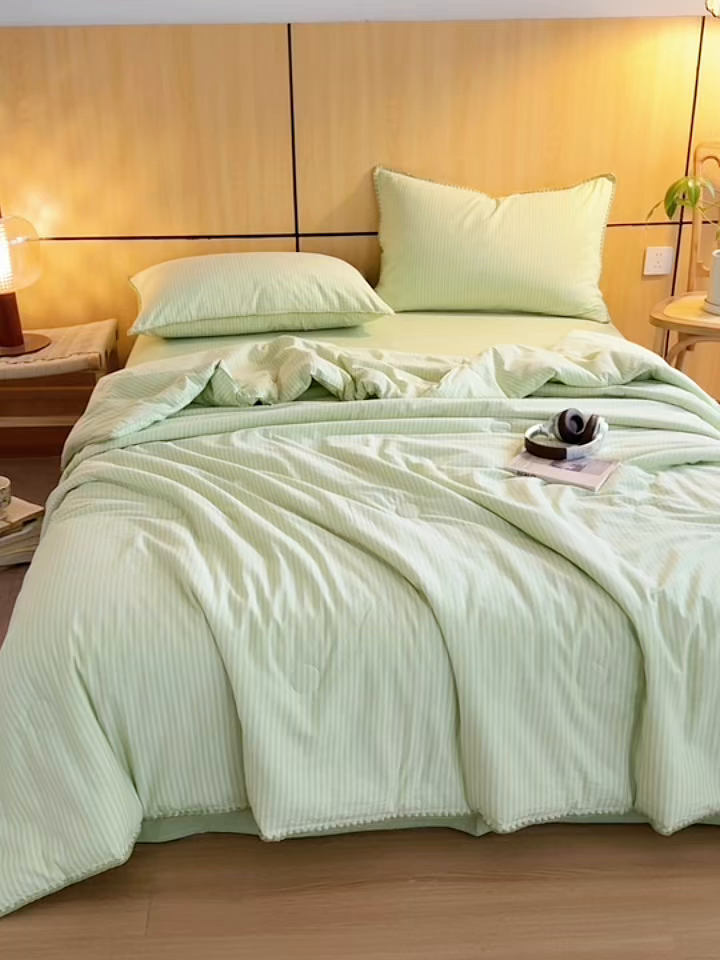 91家纺网 家纺一手货源 找家纺 丽美人家纺 2026新款全棉色织条纹夏被夏凉被空调被 条纹绿