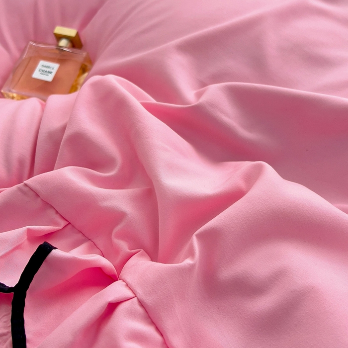 91家纺网 家纺一手货源 找家纺 畅畅家纺 2026新款春夏时尚柔软水洗棉床盖被套四件套 粉色