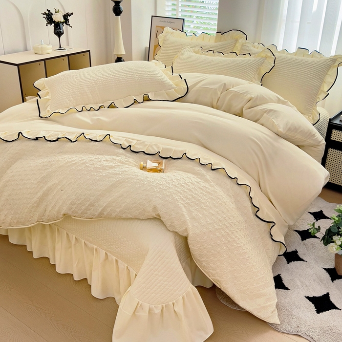 91家纺网 家纺一手货源 找家纺 畅畅家纺 2026新款春夏时尚柔软水洗棉床盖被套四件套 米白