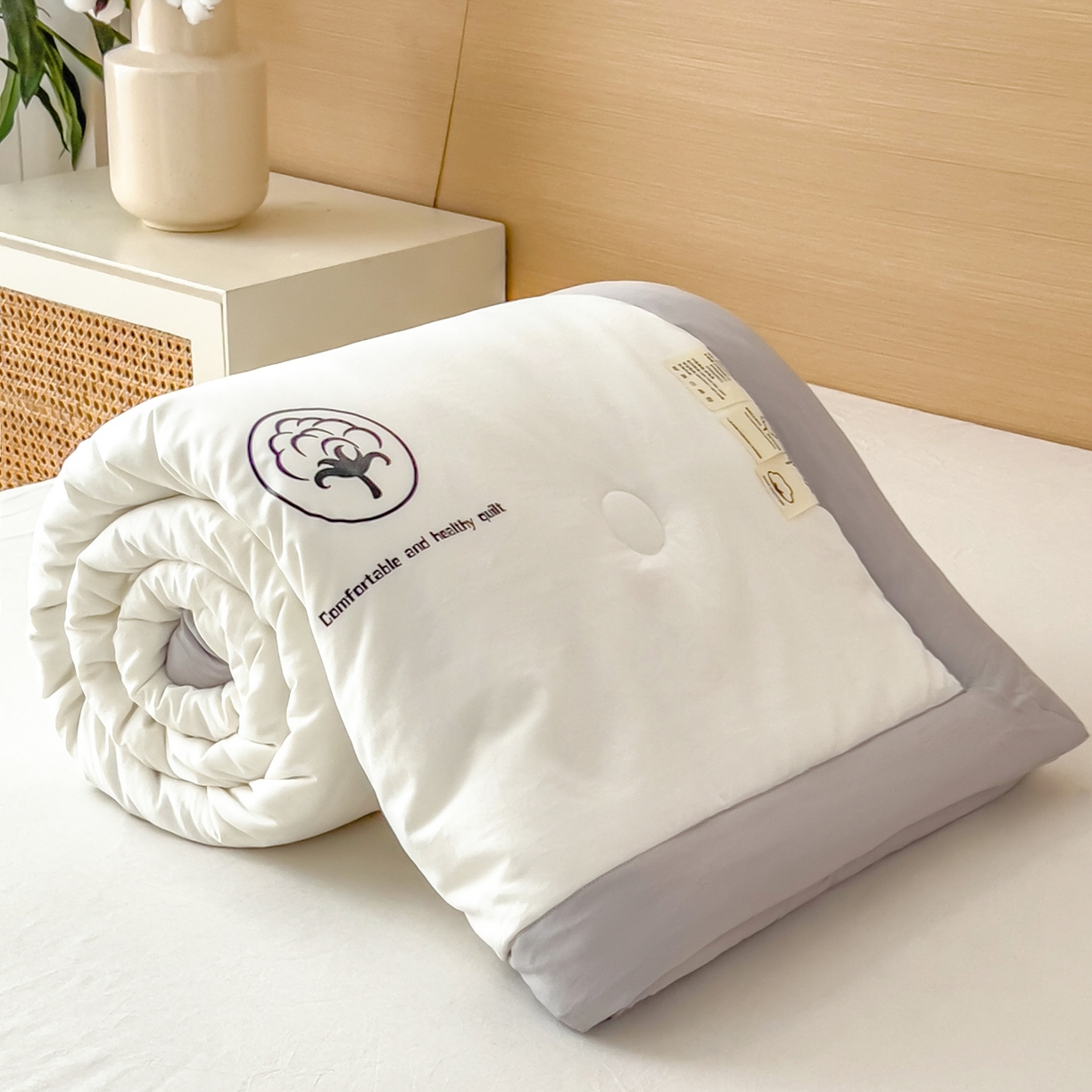 91家纺网 家纺一手货源 找家纺 好尚居 2026新款纯色烫画夏被夏凉被空调被-棉记 棉记-白灰