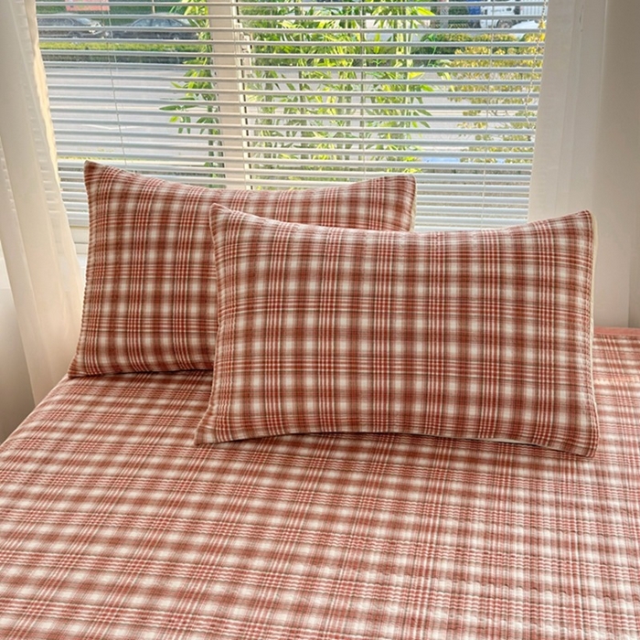 91家纺网 家纺一手货源 找家纺 梦精灵家纺 2026新款全棉纯棉色织水洗棉四件套绗缝夹棉床盖防滑床单四季通用米单人学生宿舍 利奥-红